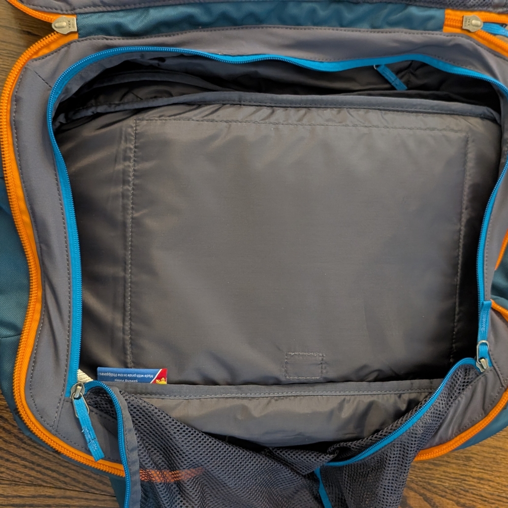 Cotopaxi Blue Alpa 35L Travel Backpack - Picture 6 of 7